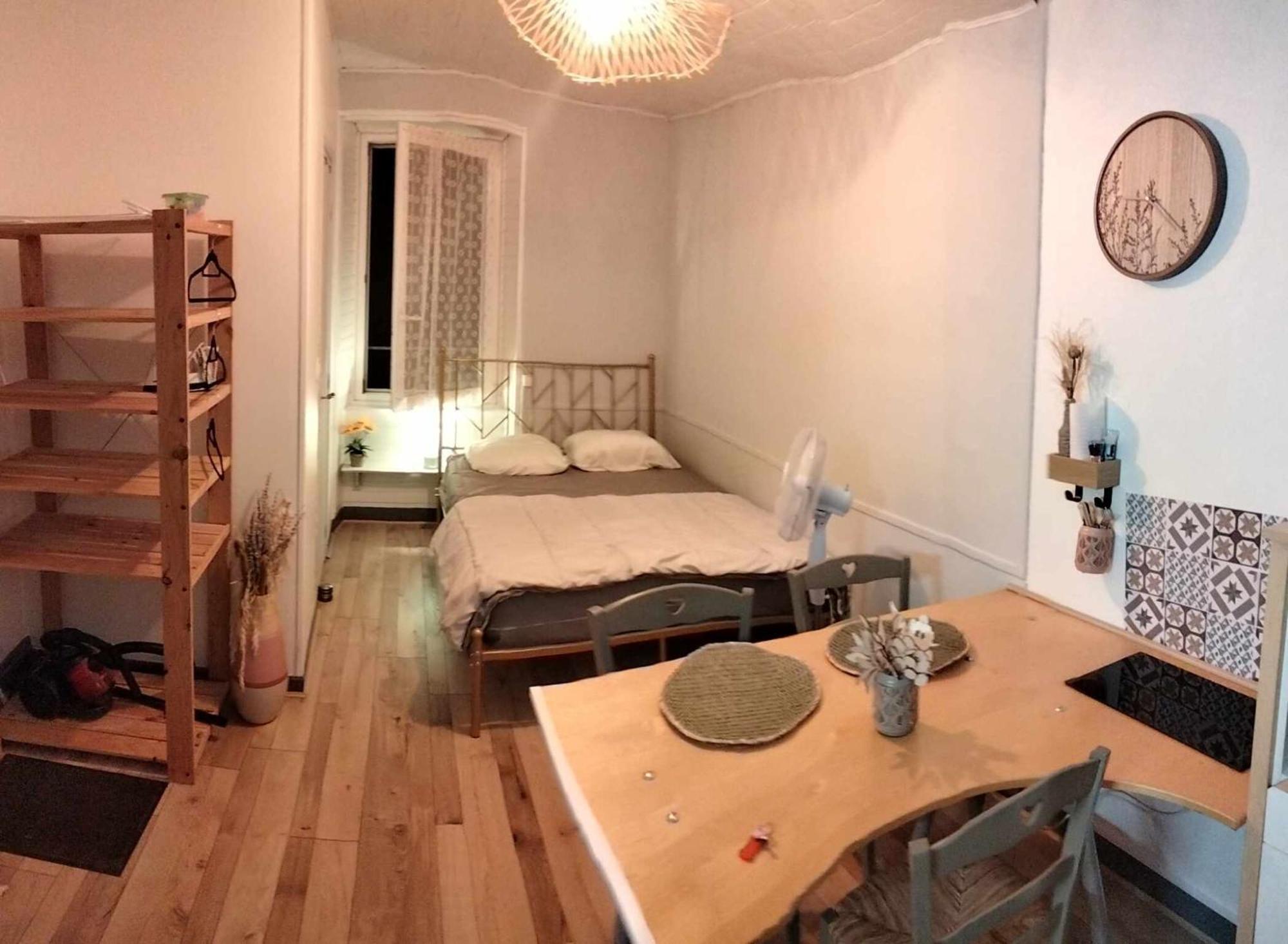 Апартаменты Le Nid Douillet Champetre Linge Fourni Ла-Бурбуль Экстерьер фото